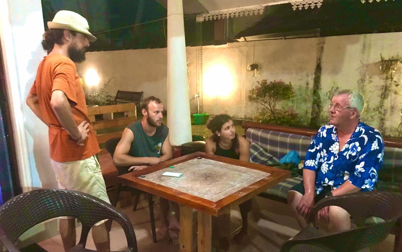 Sky Hostel Negombo Extérieur photo