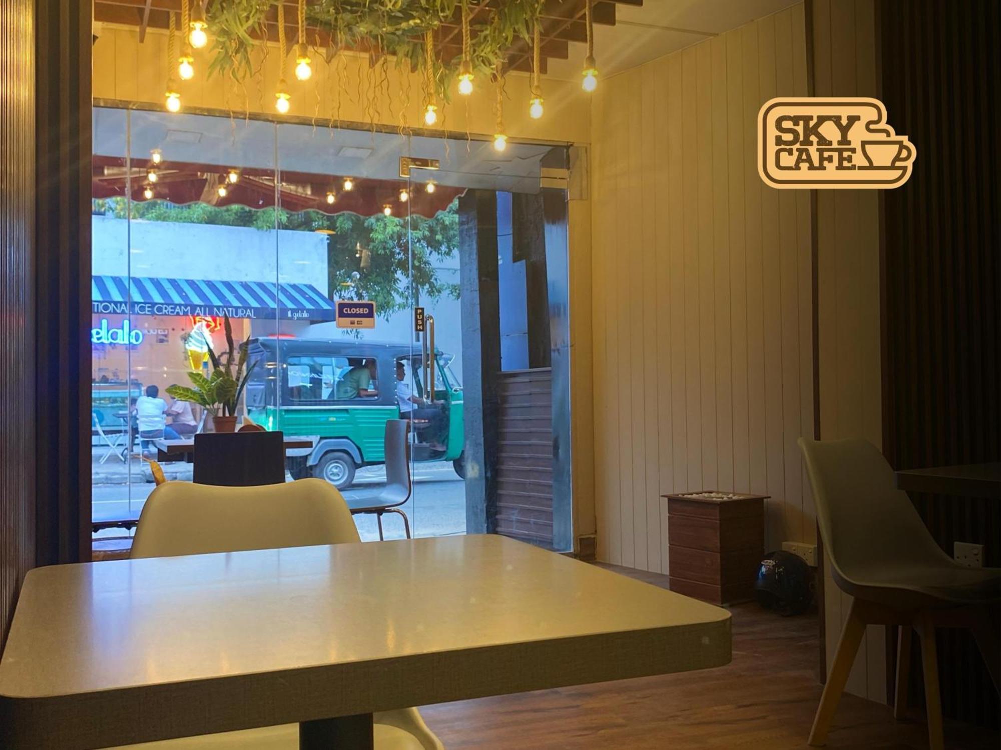 Sky Hostel Negombo Extérieur photo